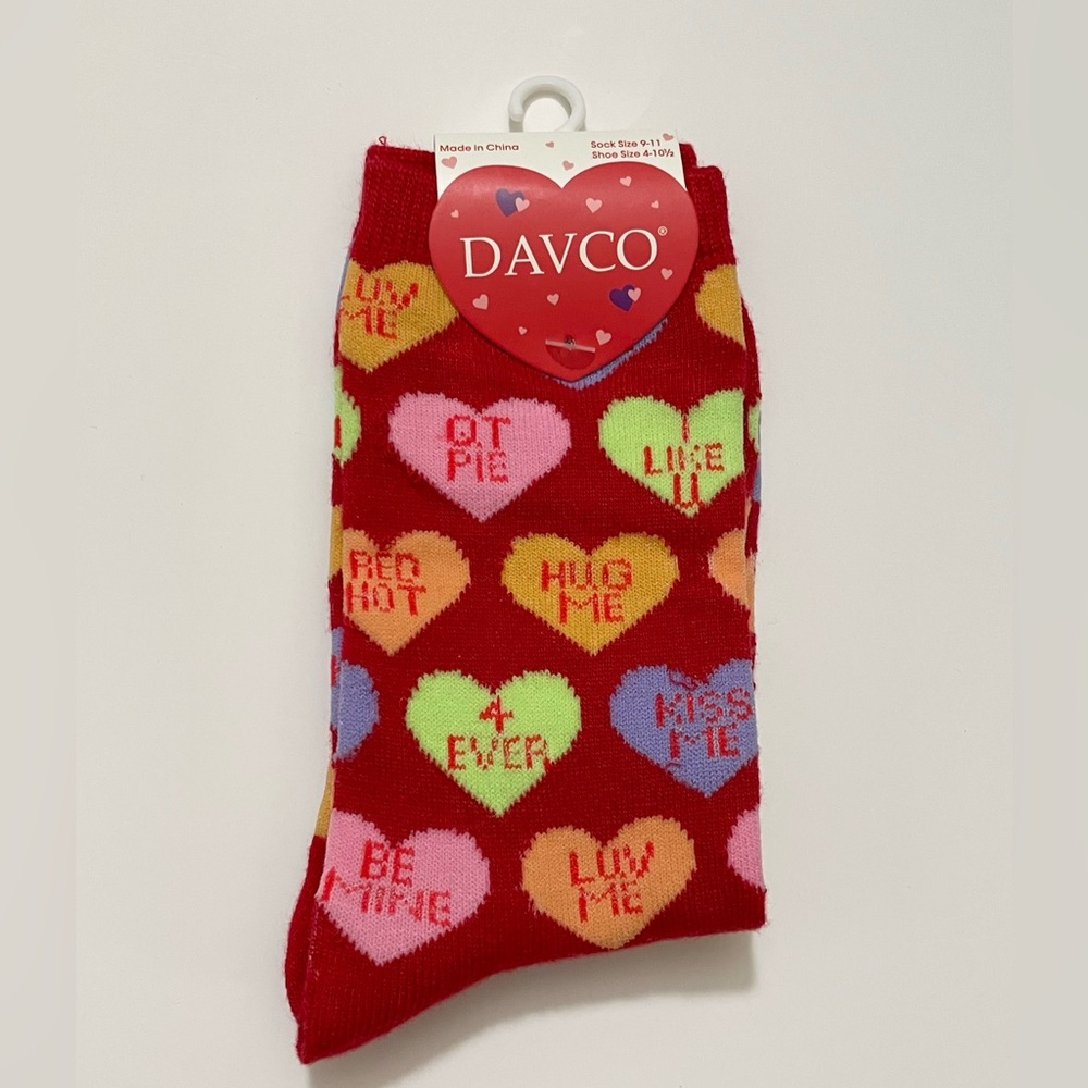 Candy Hearts Women’s Crew Socks NEW Perfect for Valentine’s Day